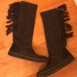 UGG fringed knit boots